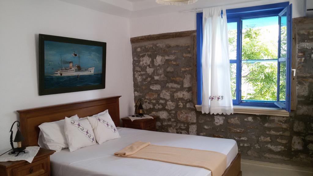 Dimitri Ada Evi & Restaurant — 1