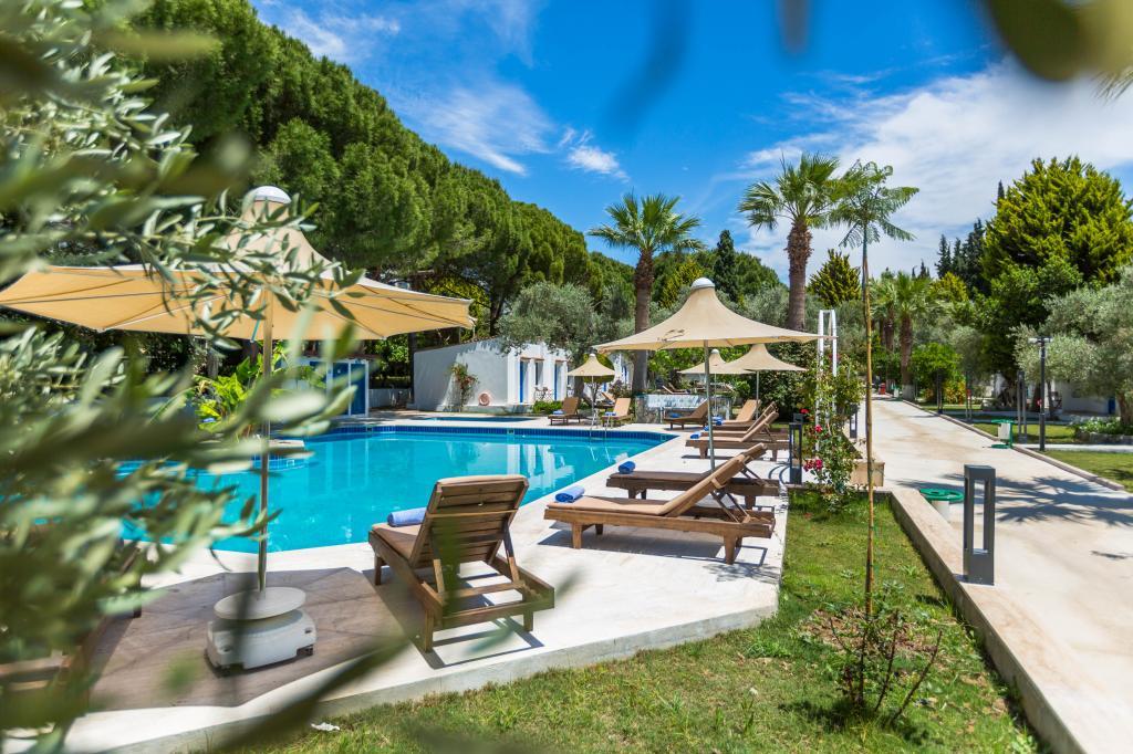 Risus Garden Marina Hotel — 4