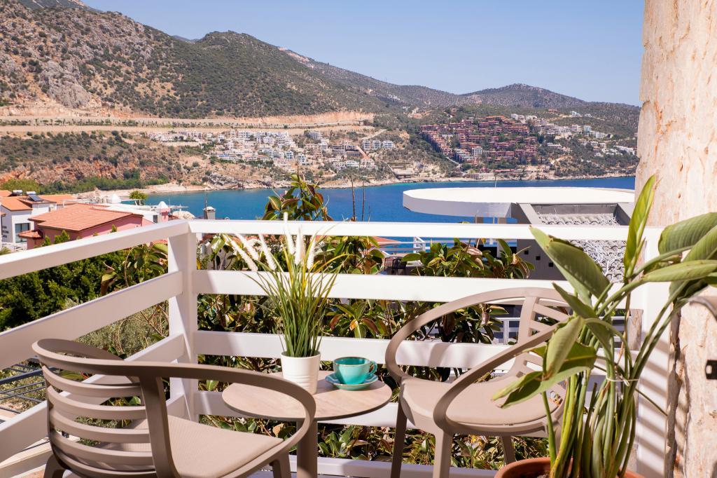 Kalkan Saray Suites ( +16 Adult Only) — 2