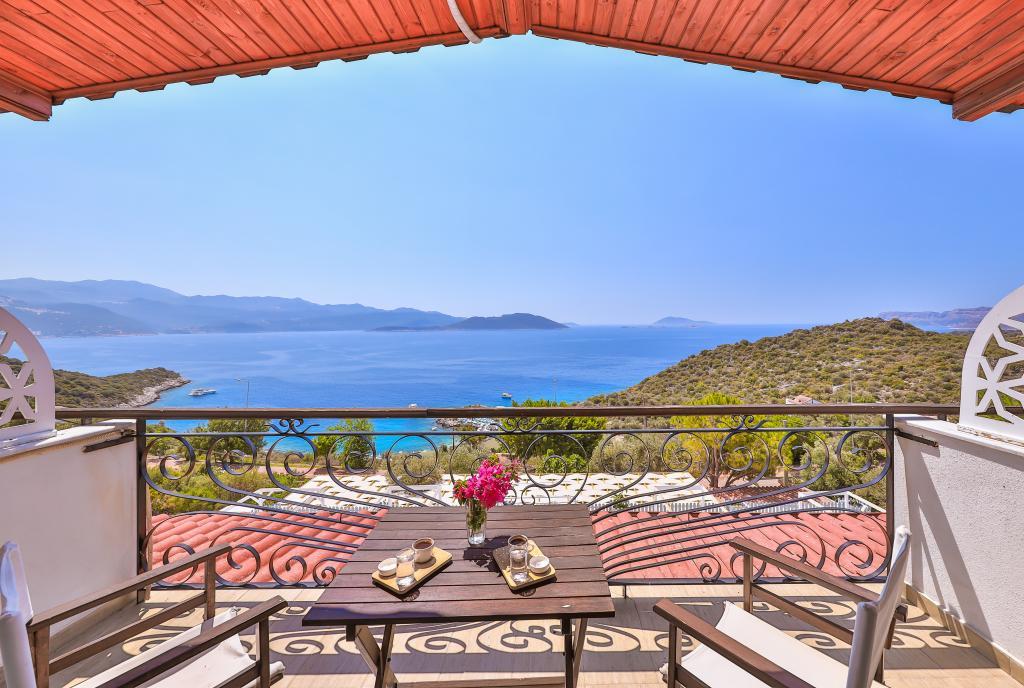 Hamarat Otel (+15) — 9