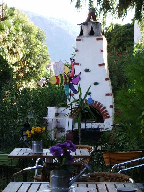 Cerit Hotel- Yetişkin Oteli +18 — 10
