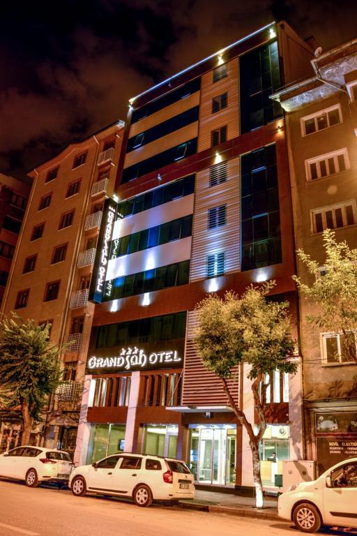 Grand Şah Otel — 1