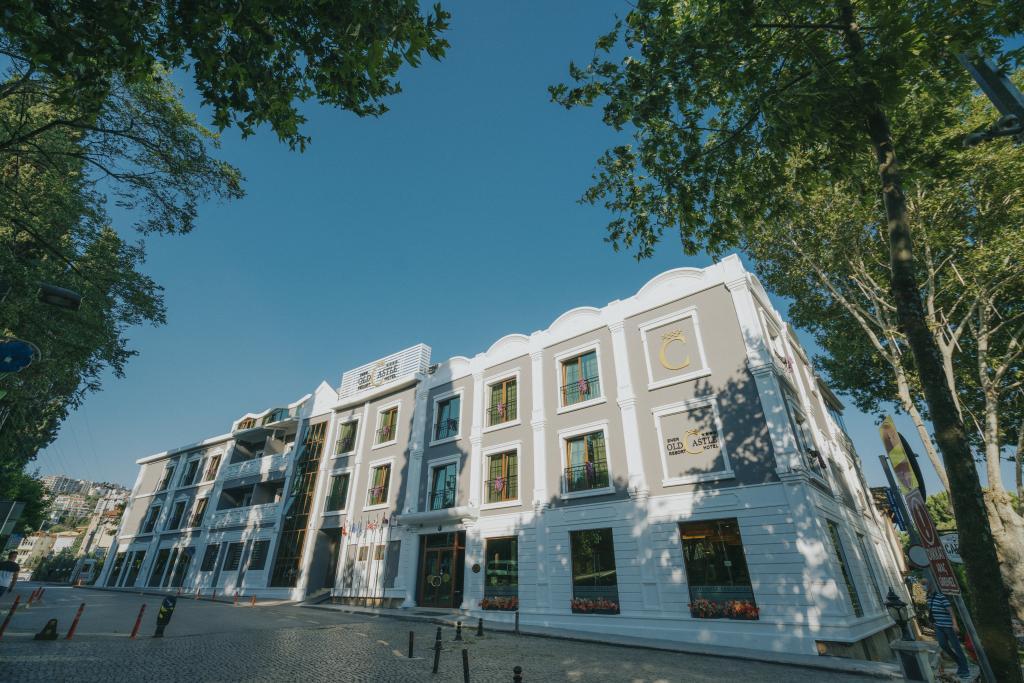 Ener Old Castle Resort Hotel — 1