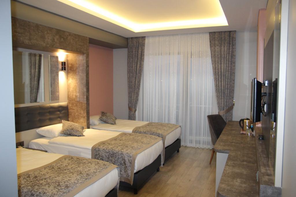 Ereza Otel — 9