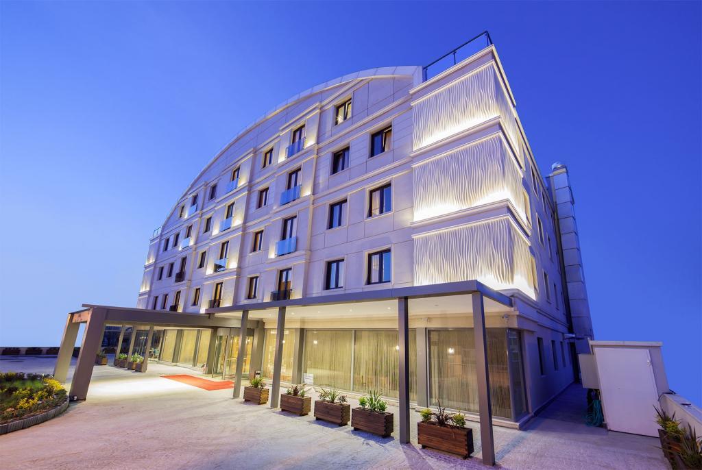 Lamec Hotel Business — 1