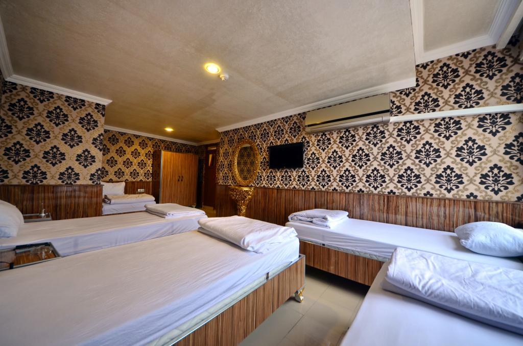 Hotel İstiklal — 10