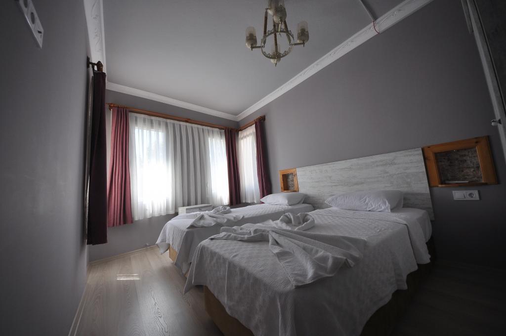QueenBee Hotel Selçuk — 9