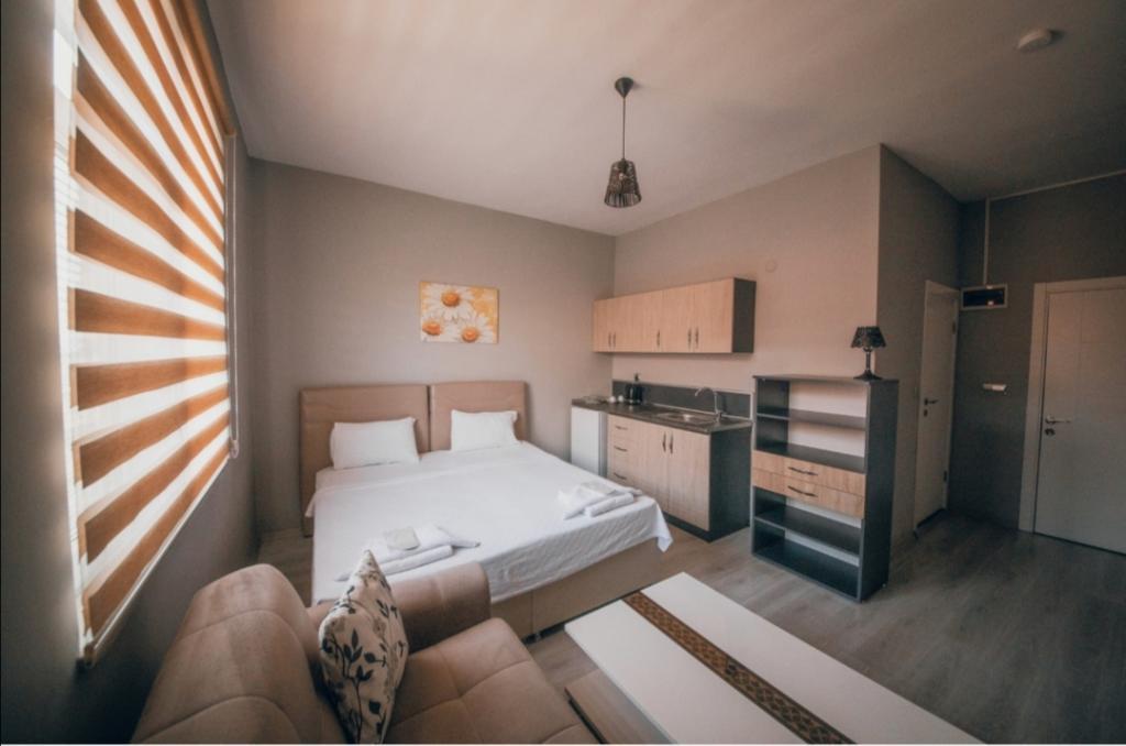 Edrin Hotel — 4