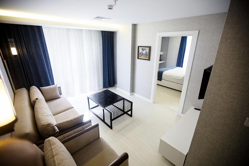 Gardenya Suit Hotel — 9