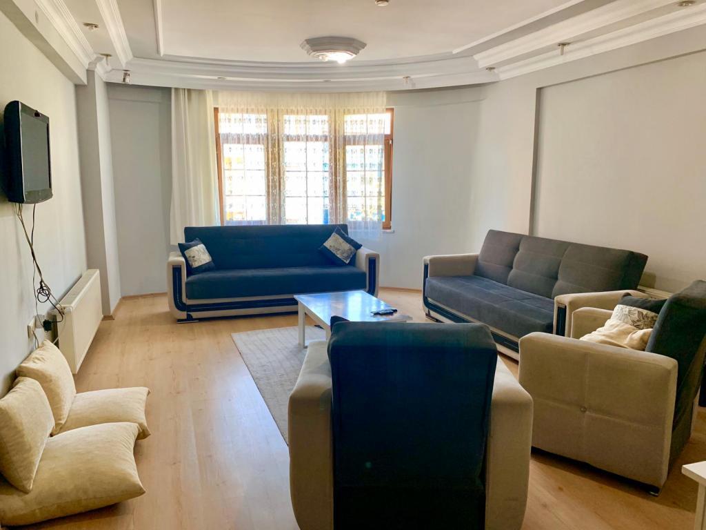 My House Gold — 10