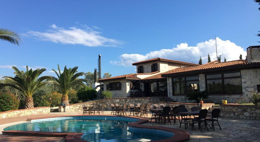 Urla Çiftlik Otel