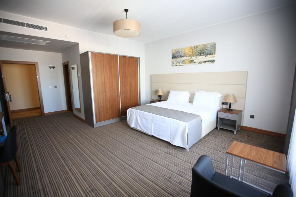 Familya Otel — 7