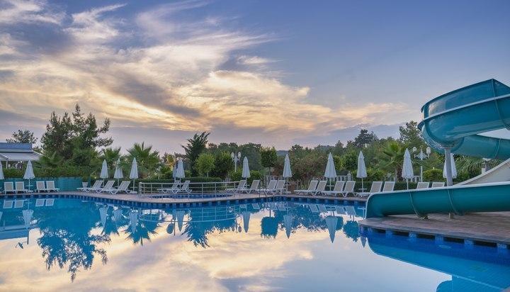 Modern Saraylar Halal Hotel & Spa — 10