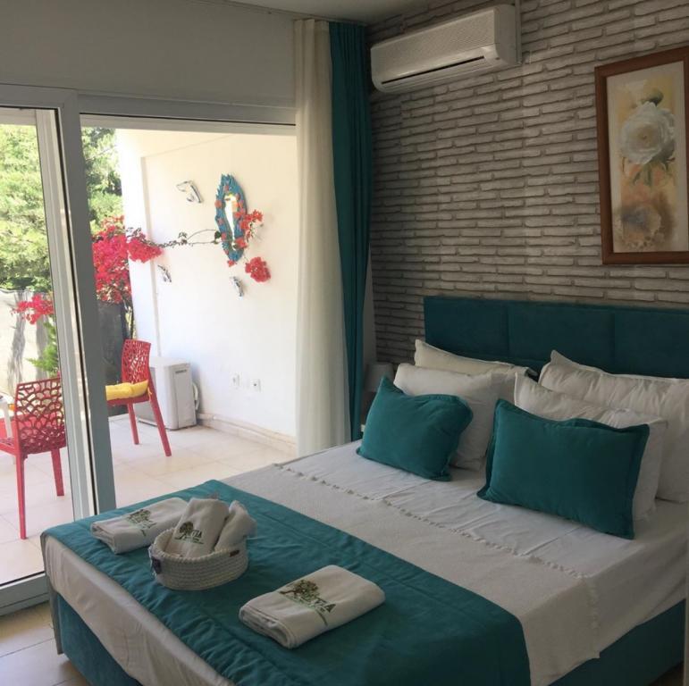 Olivia Otel Alaçatı — 4