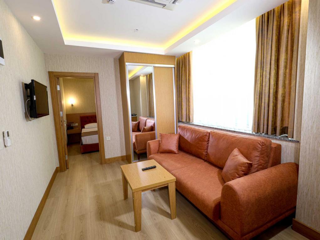 Grand Elmira Suites — 5