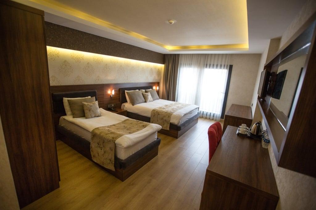 Can Deluxe Hotel — 9