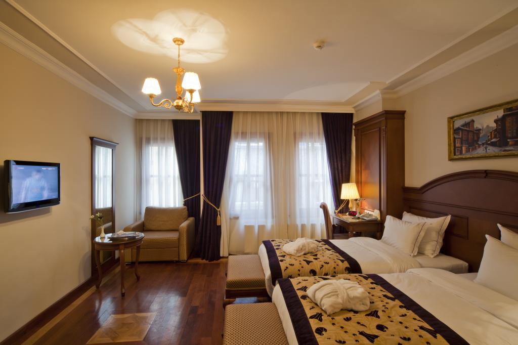 GLK PREMIER The Home Suites & SPA — 10