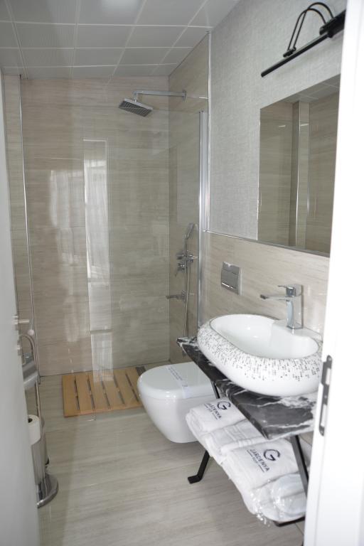 Gardenya Suit Hotel — 6