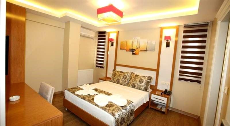 Kumburgaz Emir Butik Otel — 1