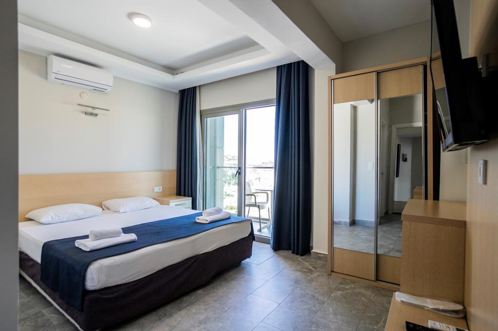 Ven Suites — 3