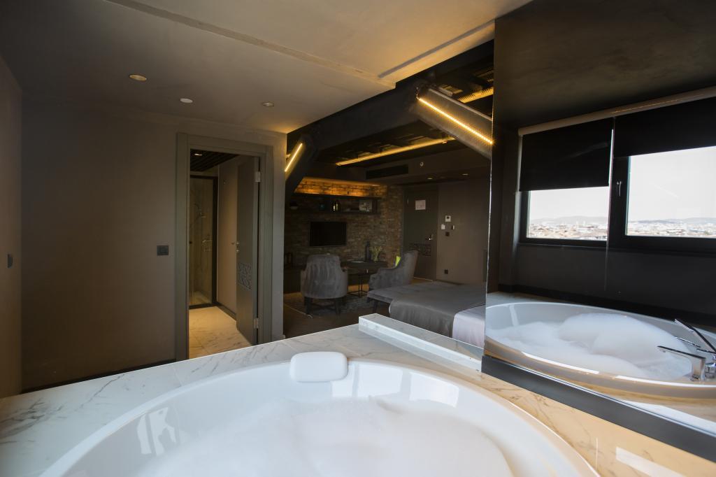 Cityloft 81 — 8
