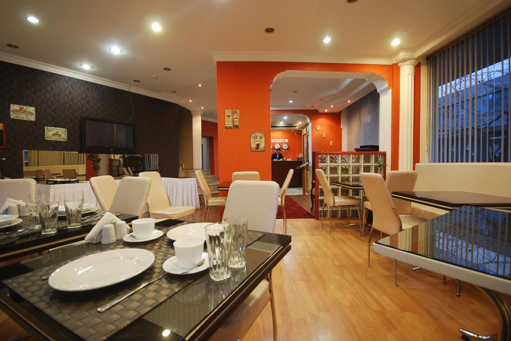 Mini Fuar Hotel — 6