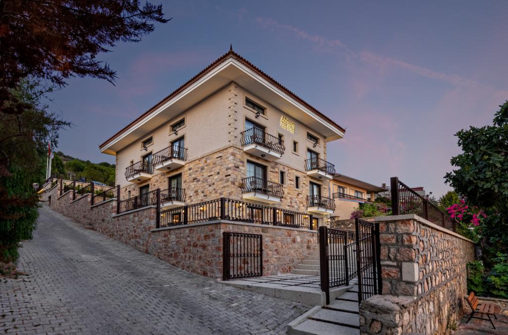 Atrium Taş Otel Çeşme — 6