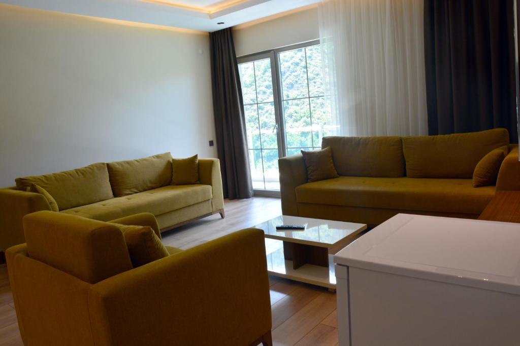 Voice Hotel — 10