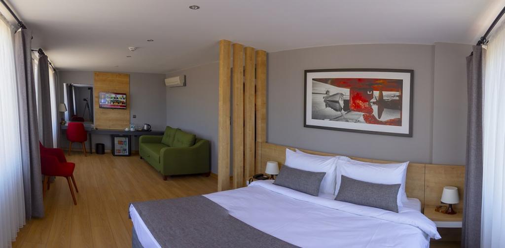 Uzer Otel — 4