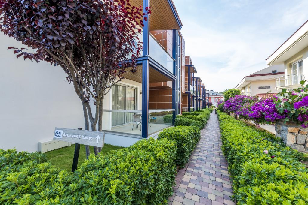 Diana Residence — 4