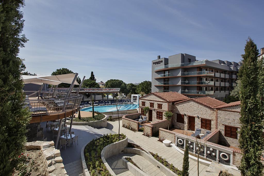 Doubletree by Hilton Kuşadası — 1