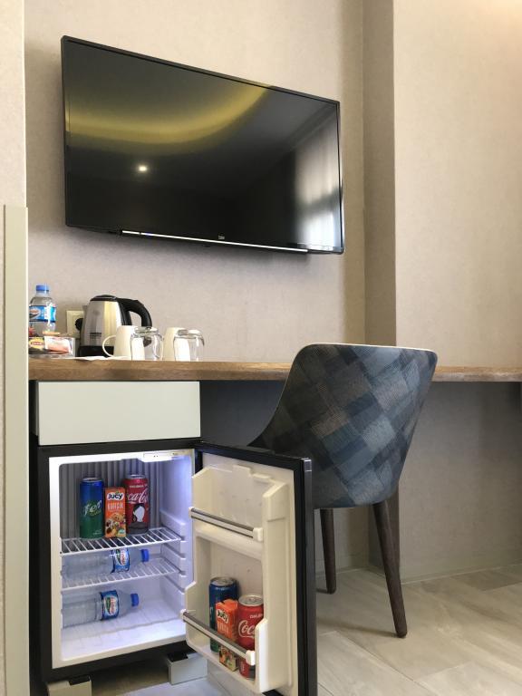 Galatahan Hotel — 7