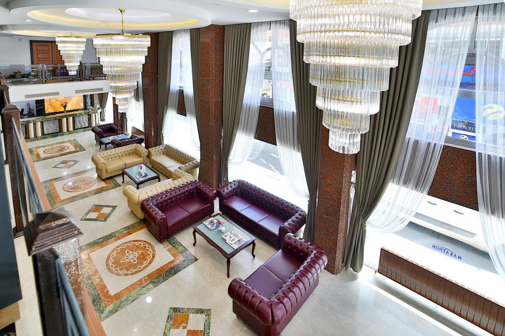 Marathon Hotel — 6