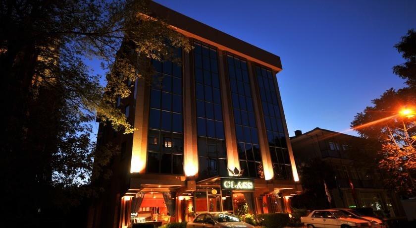 Class Hotel — 3