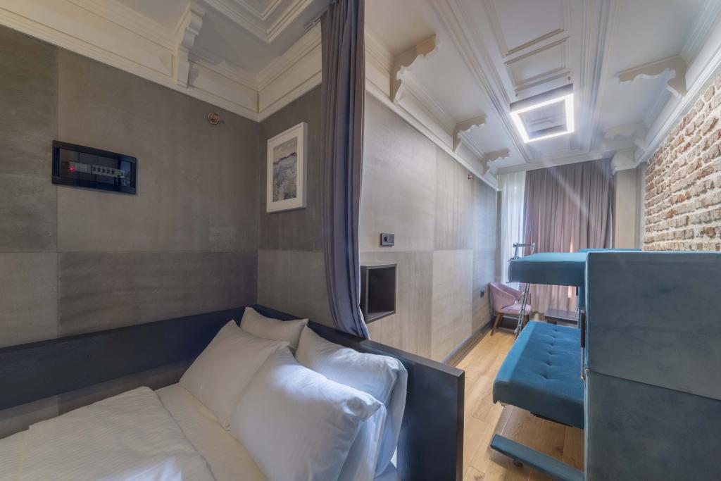 Taksim Avenue Hotel — 5