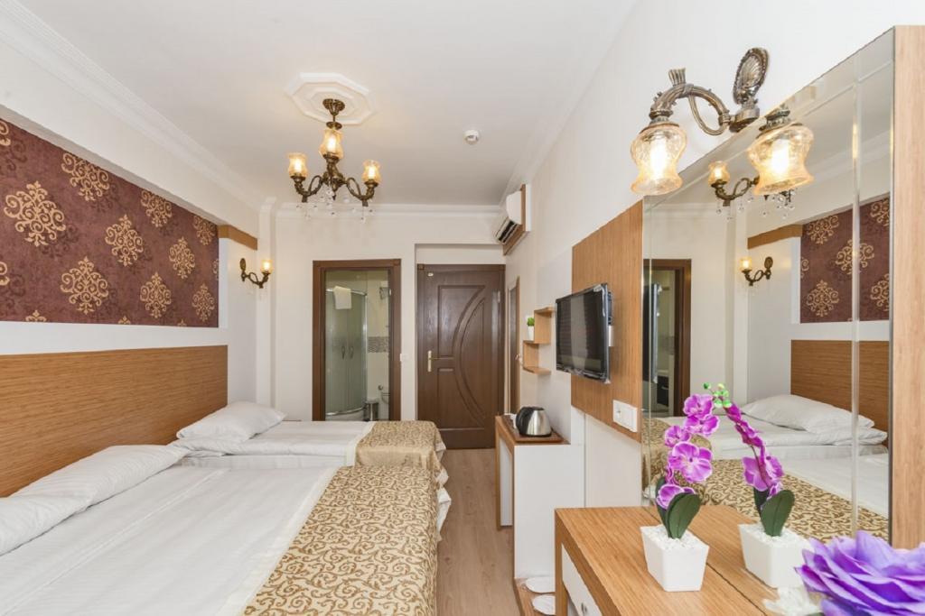 Raimond Hotel — 7