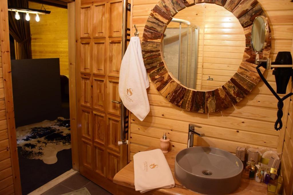 Snowdora Ski Resort & Villa — 8