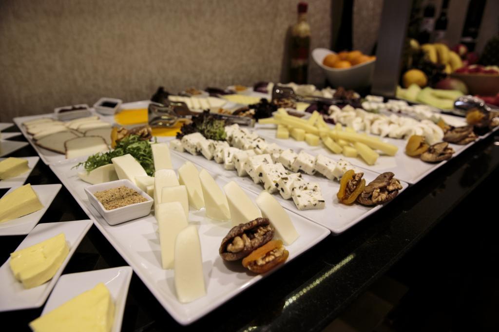 Grand Aras Hotel & Suites — 5