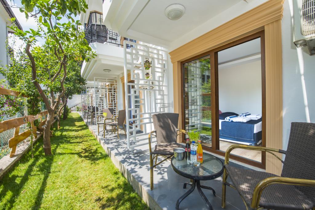 Amore Boutique Hotel — 10