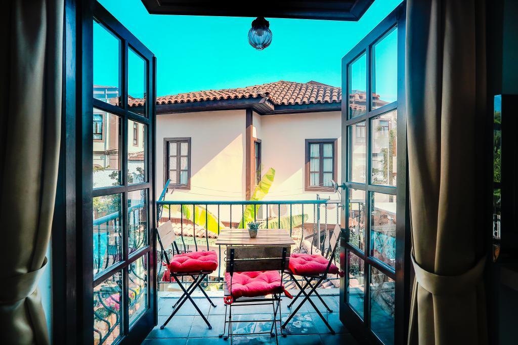 The Suite Apart Hotel — 8