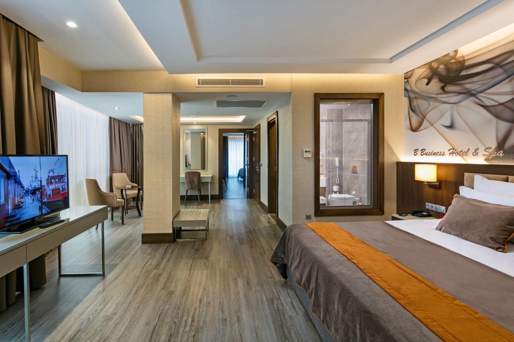 B Business Hotel & Spa — 10
