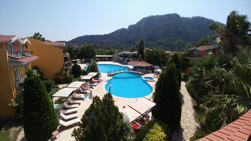 Club Alla Turca — 5