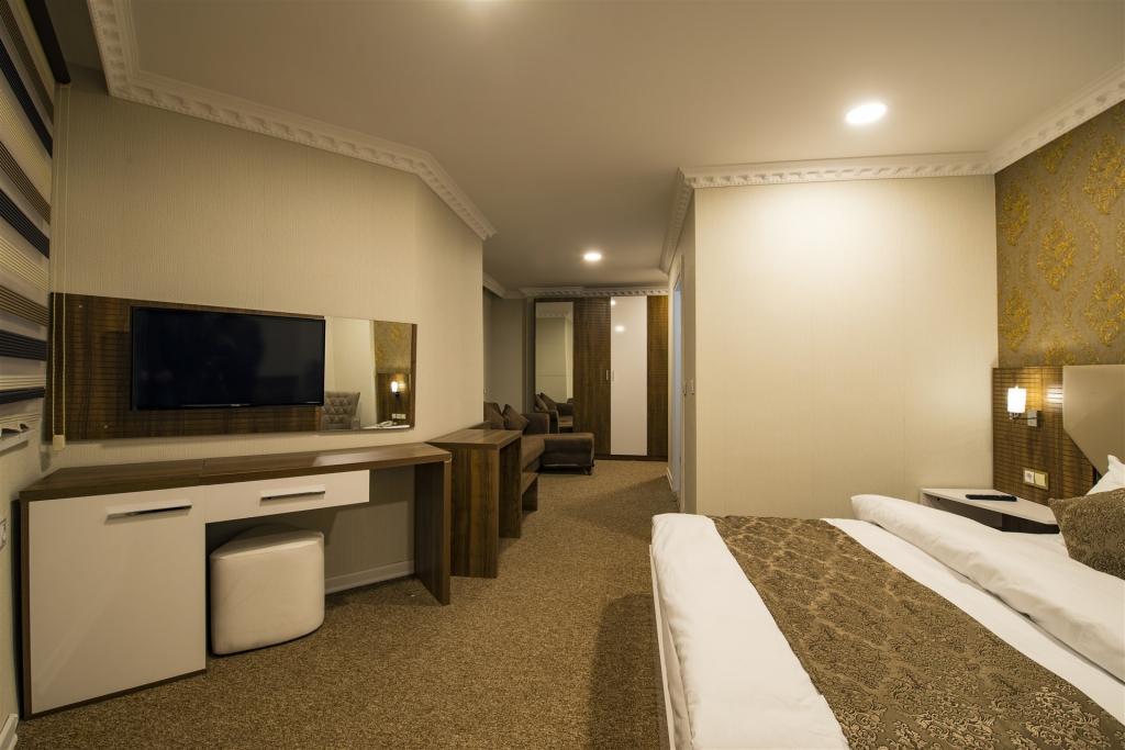 Kars-ı Şirin Otel — 3