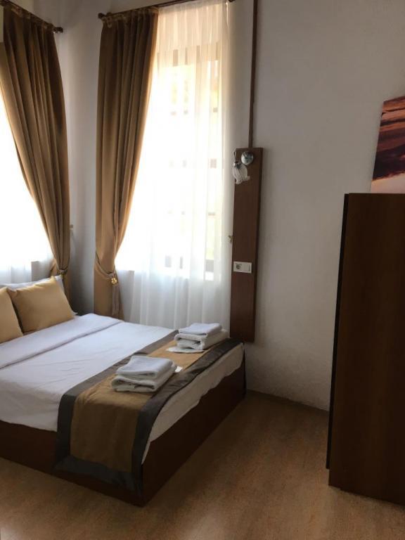 Konak Hotel Kaleiçi — 10