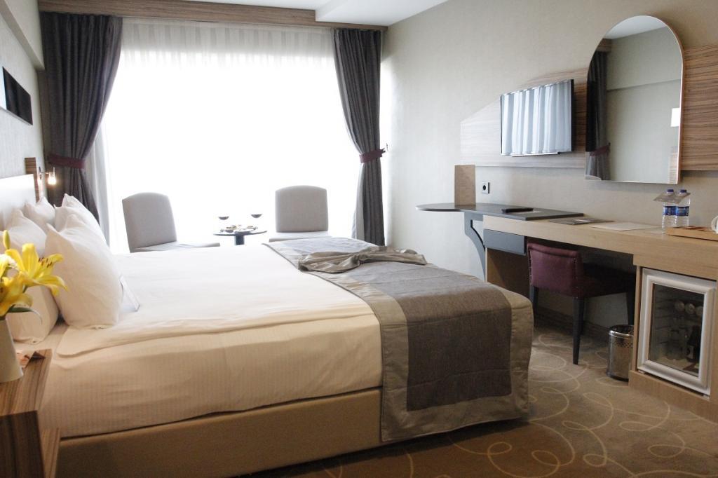 Greymark Hotel — 10