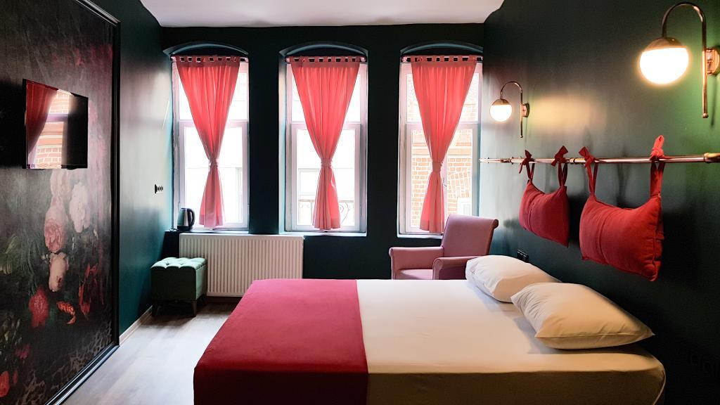Casa Rosa Suites — 5