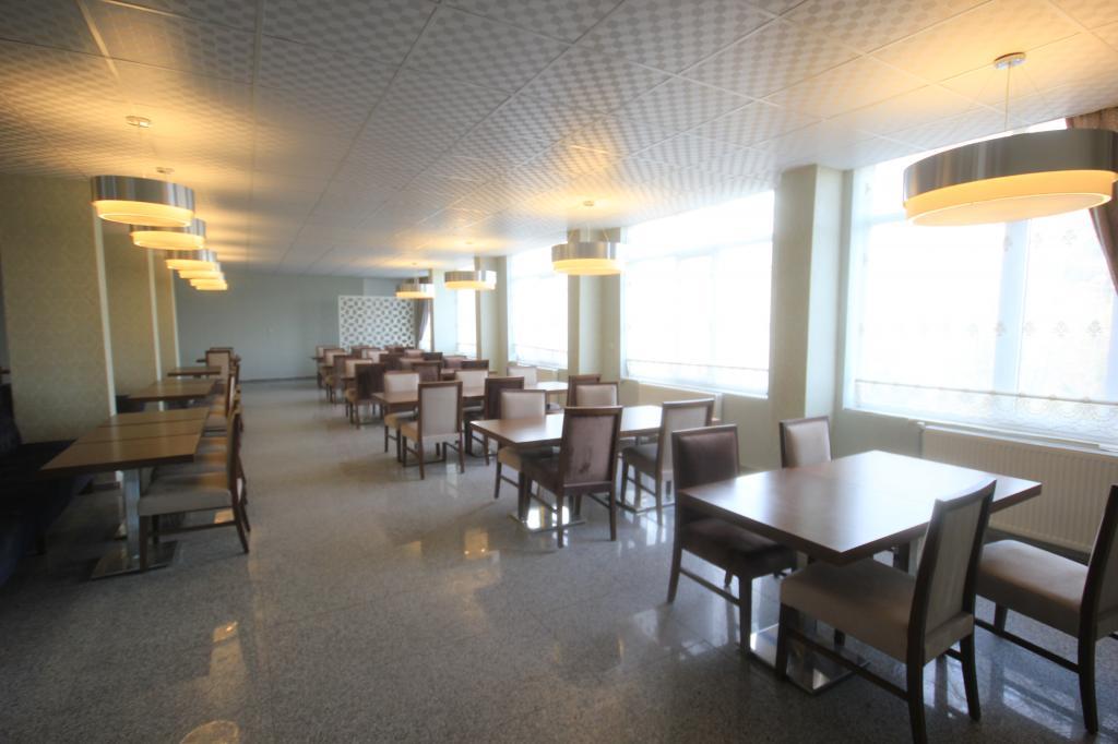 Pars Hotel — 5