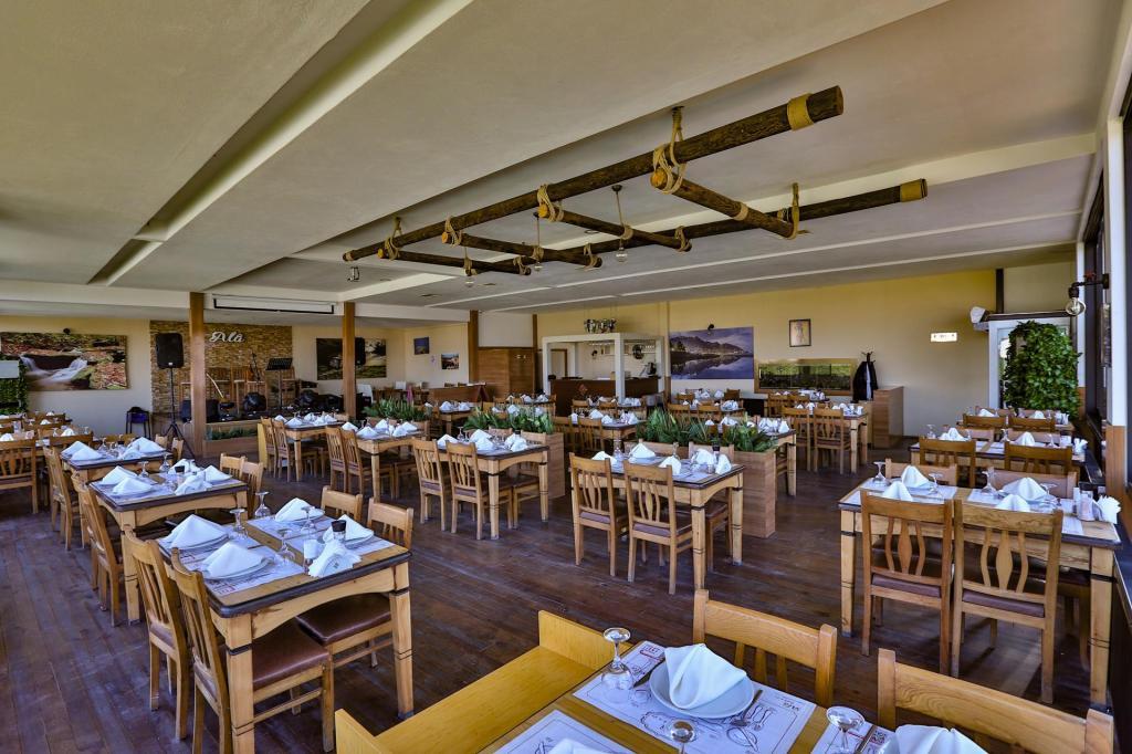 Grand Ayzek Hotel — 5