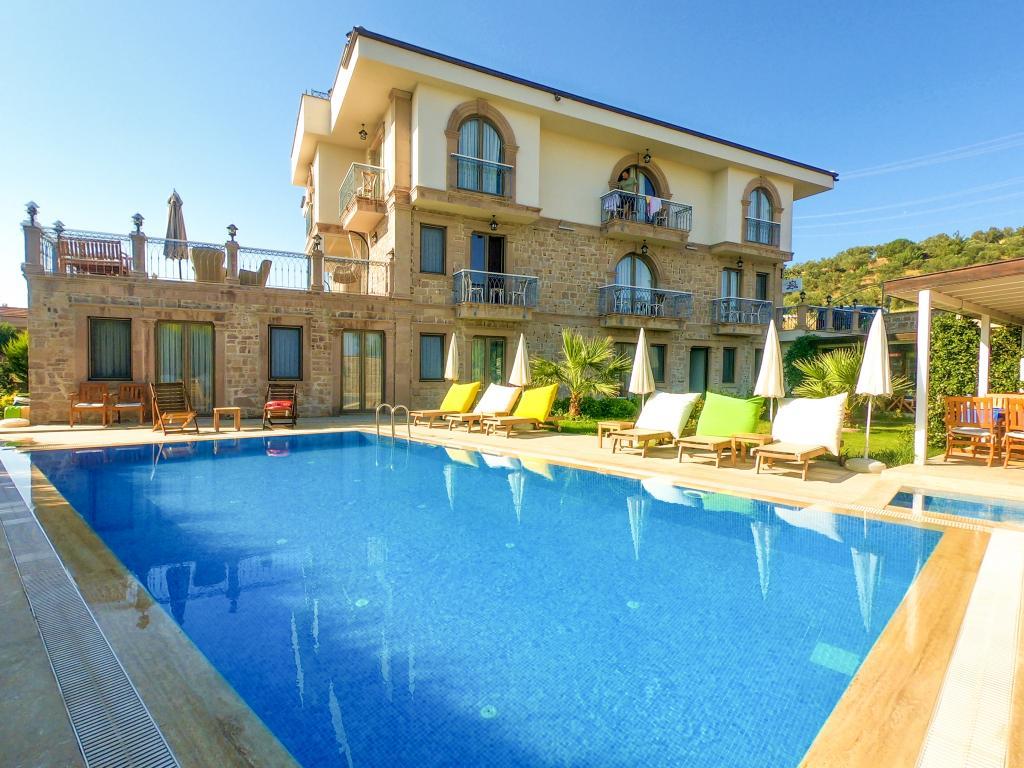 Cunda Rota Otel — 1