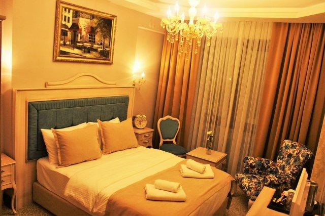 Vendome Hotel — 5